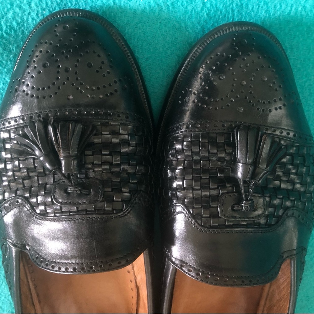 Black leather dress casual loafer